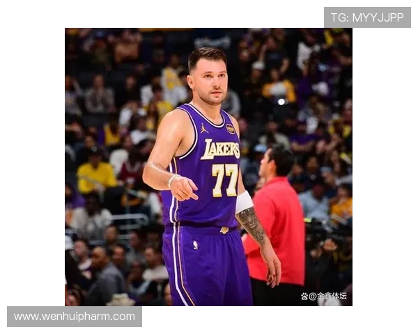 湖人展现强大韧性詹姆斯东契奇里夫斯缺阵仍能斩获七胜